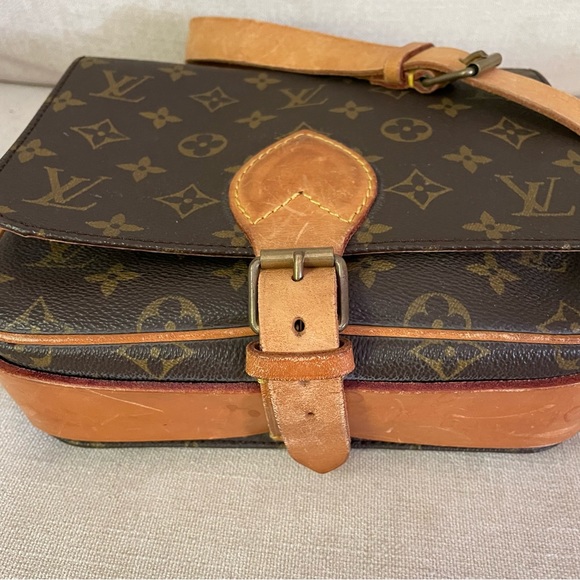 Authentic Louis Vuitton Monogram Cartouchiere MM Bag 852 - Picture 4 of 16